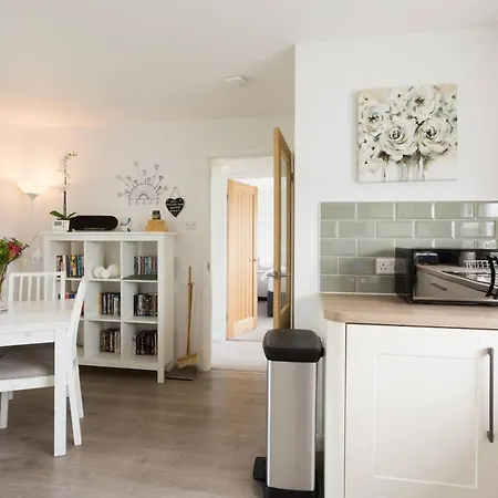아파트 The Farm House Sleeps 6 Free Parking