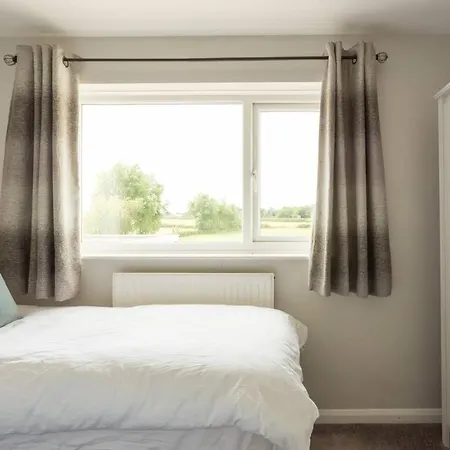 The Farm House Sleeps 6 Free Parking York